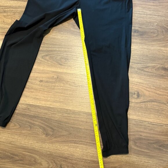 UNRL Black Elastic Cuffed Joggers with Relaxed Fit Mens Size L - Picture 4 of 6